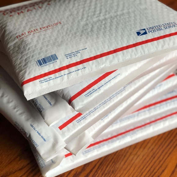 Meet your Posher, Mariah! - Picture 4 of 5